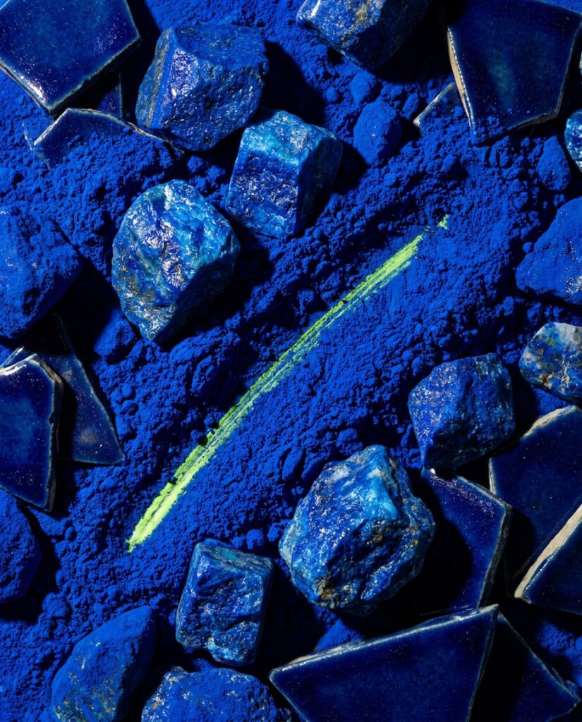 Luminous Blue e a lógica de escolher uma cor com dois anos de antecedência